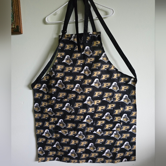 Purdue apron, cooking apron - Picture 1 of 7